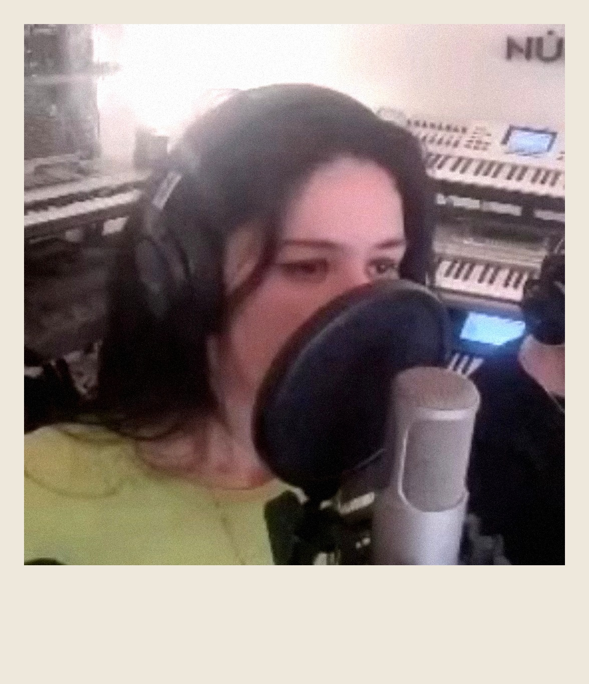 Foto casera, grabando en el estudio
